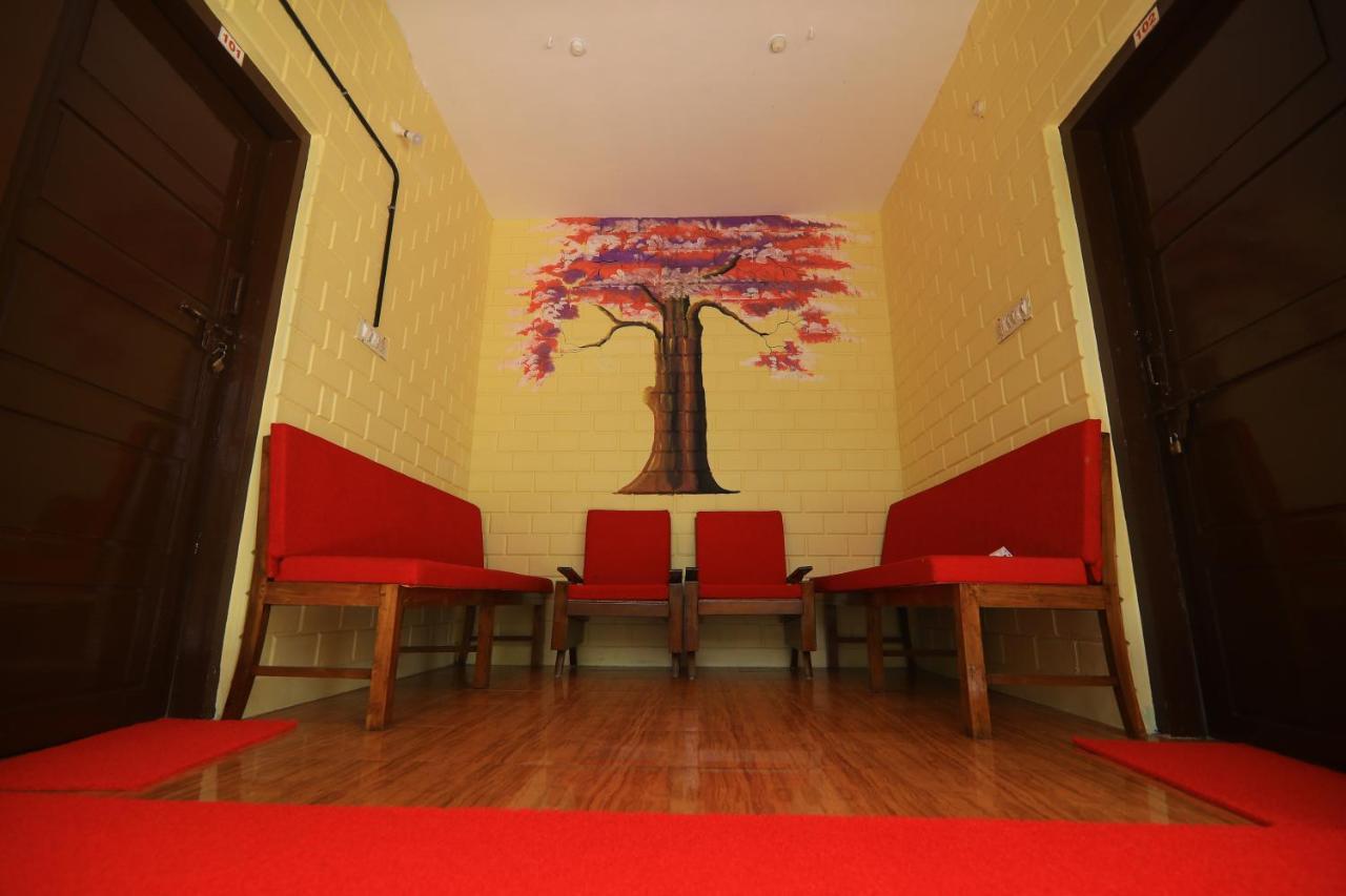 Cloud Nine Inside Hotel Varkala Bagian luar foto